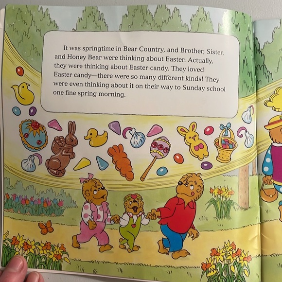 📚2/$6  2-Book Bundle Easter Stories - Picture 9 of 16